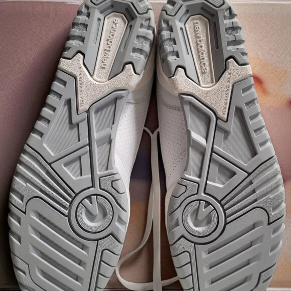 NEW BALANCE 650 Basketball Sneaker Shoes 650 MAN Size 11 - Picture 2 of 5